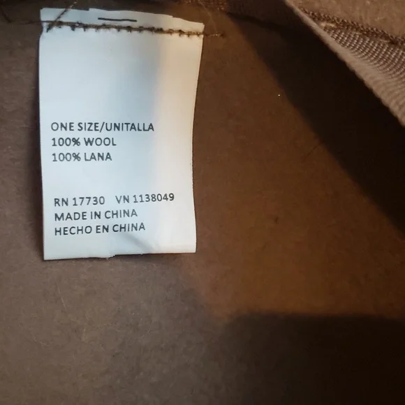 Wool hat - Picture 5 of 5